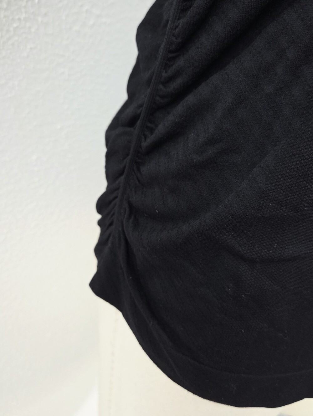 Quince Seamless Ruched Long Sleeve Top black athletic athleisure women's large - Picture 6 of 7